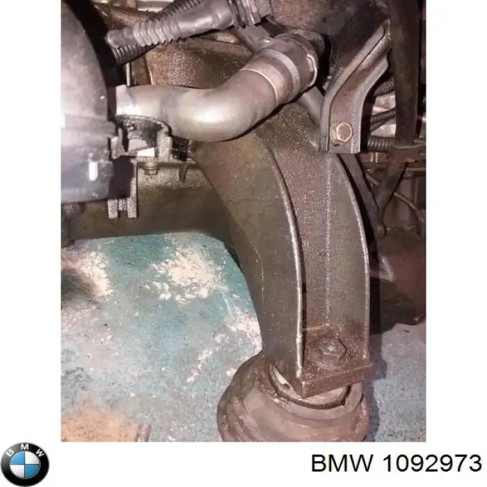 1092973 BMW Кронштейн подушки (опоры) двигателя левой