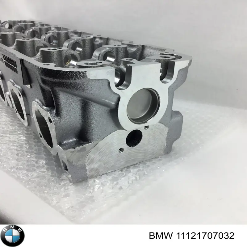 Купить 11121707032 BMW ГБЦ  двигателя