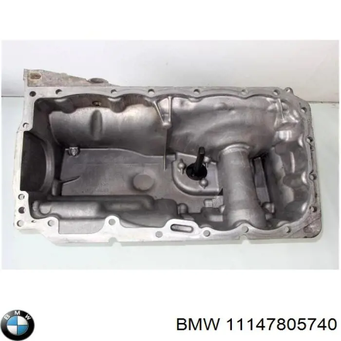 Купить 11147805740 BMW Крышка мотора передняя