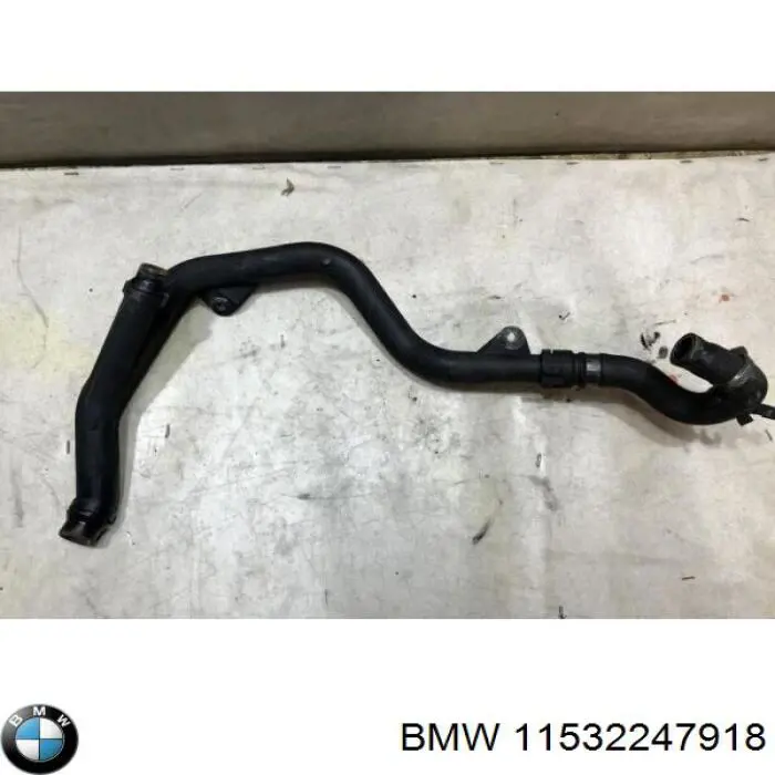 Купить 11532247918 BMW Шланг (патрубок) водяного насоса приемный
