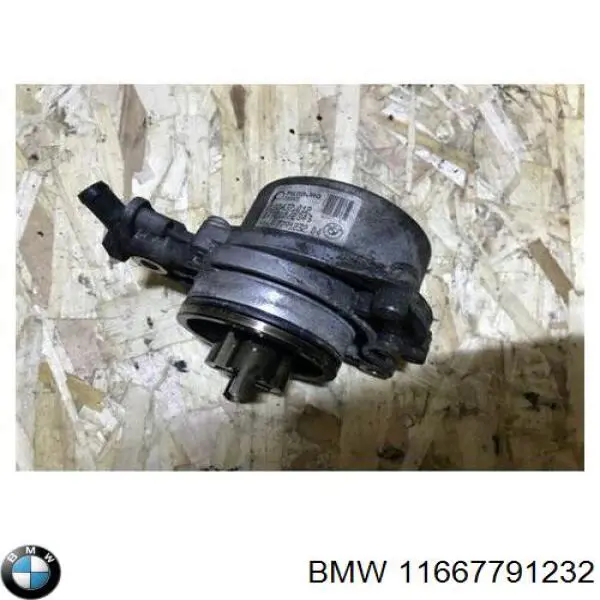 Вакуумный насос 11667791232 BMW