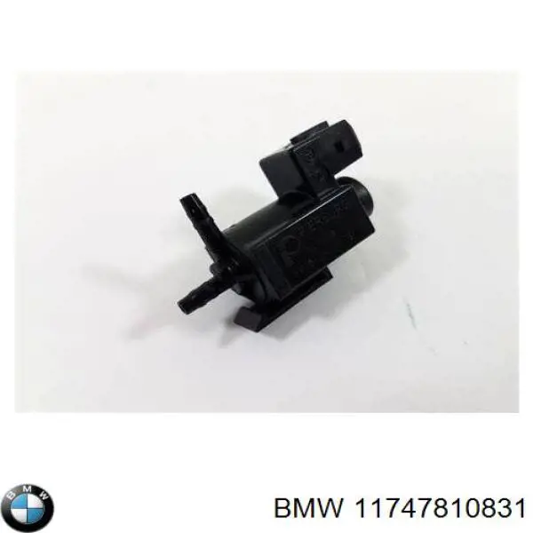 Клапан соленоид управления заслонкой вторичного воздуха BMW 11747810831