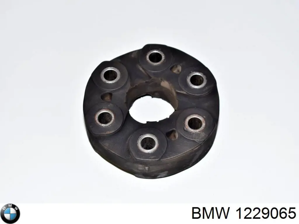 Муфта кардана эластичная передняя 1229065 BMW
