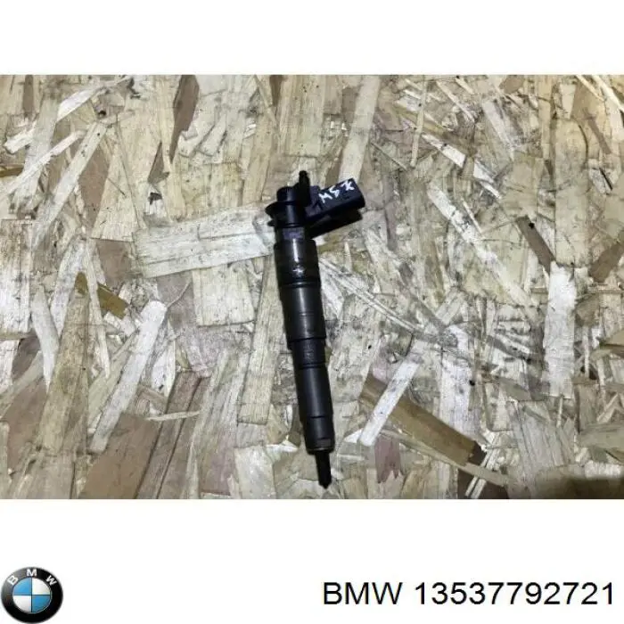 Топливные форсунки 13537792721 BMW