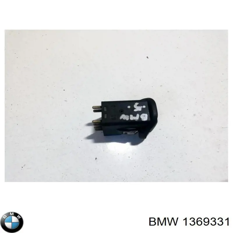 1369331 BMW 