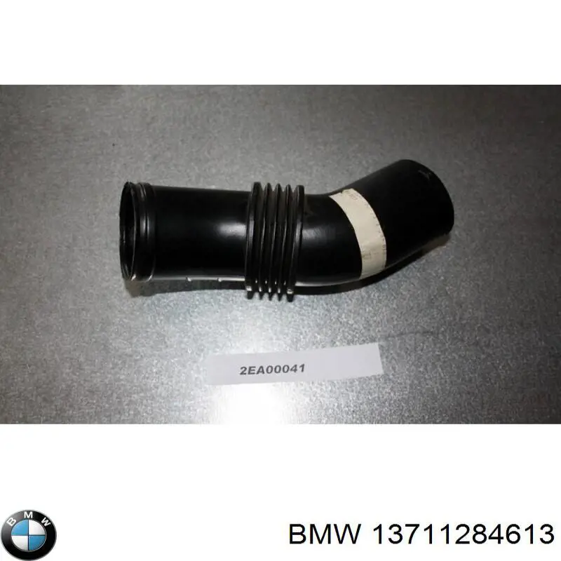 13711284613 BMW патрубок воздушный, вход воздушного фильтра