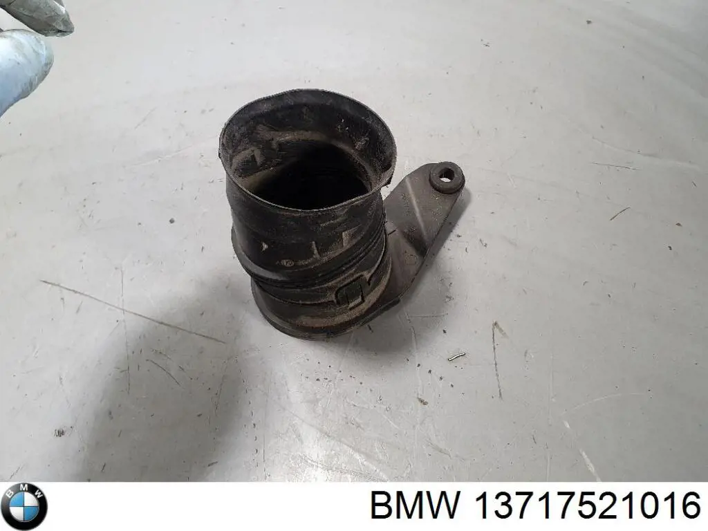 Патрубок воздушный, вход воздушного фильтра BMW 13717521016 цена, от 10.14 USD