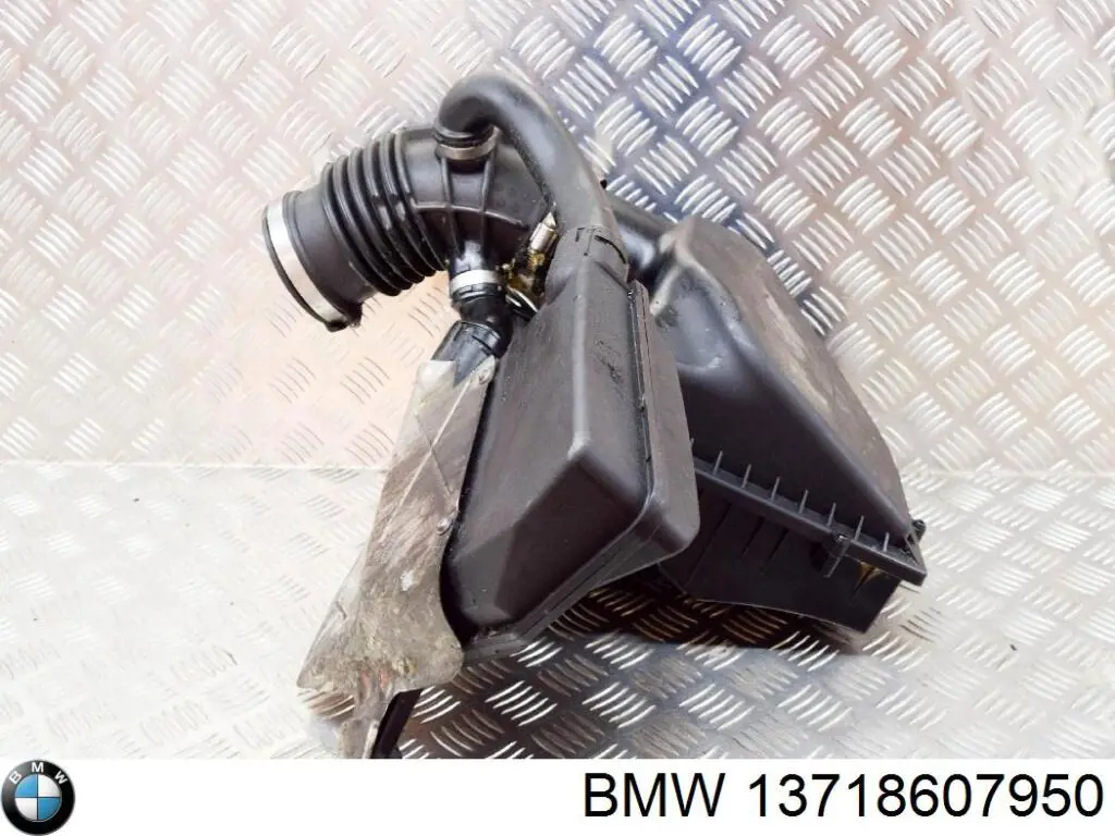 Резонатор воздушного фильтра BMW 13718607950 цена, от 69.68 USD