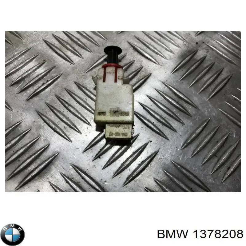 Датчик стоп сигнала 1378208 BMW