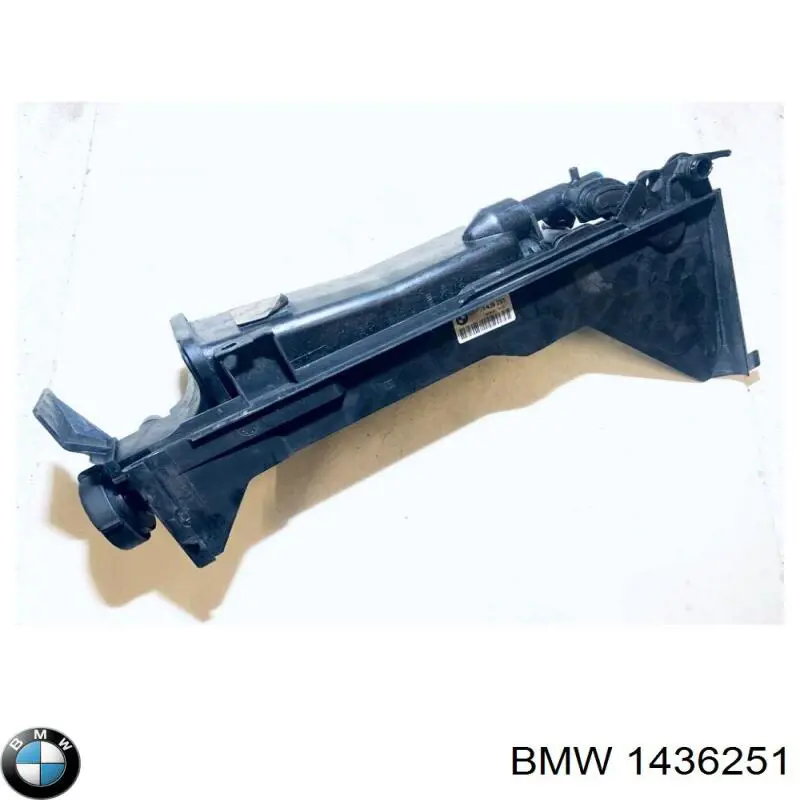 1436251 BMW кронштейн расширительного бачка