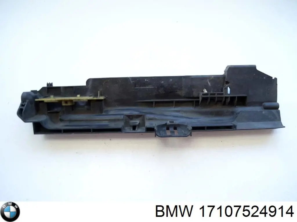 Купить 17107524914 BMW Кронштейн радиатора правый