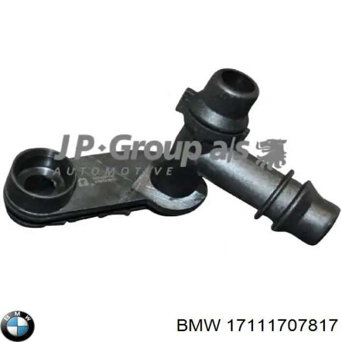 Фланец системы охлаждения 17111707817 BMW