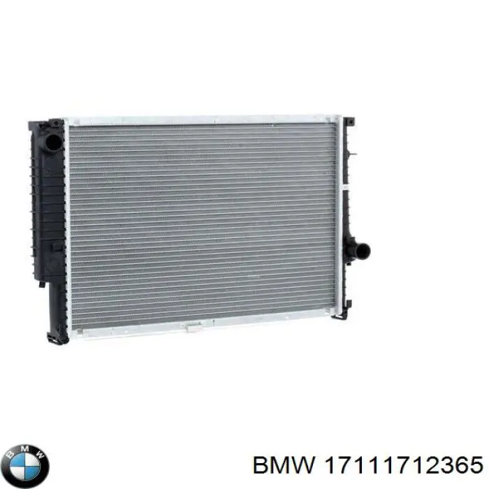 Радиатор 17111712365 BMW