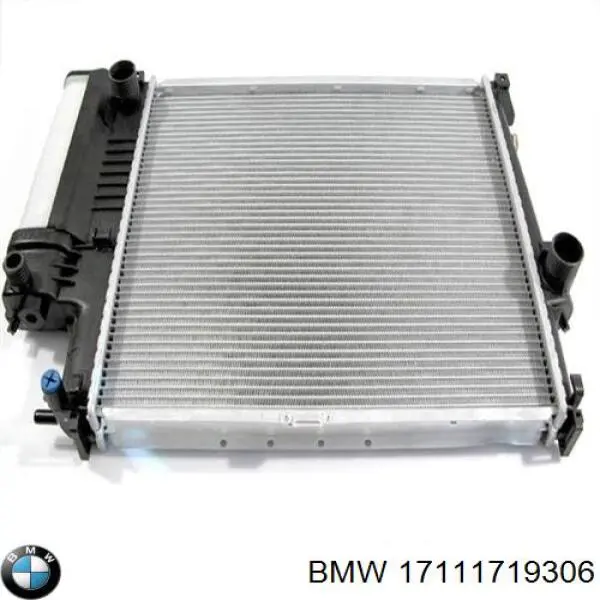 17111719306 BMW радиатор
