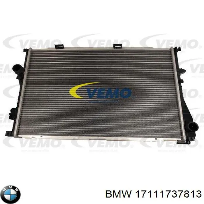 Радиатор охлаждения BMW 17111737813