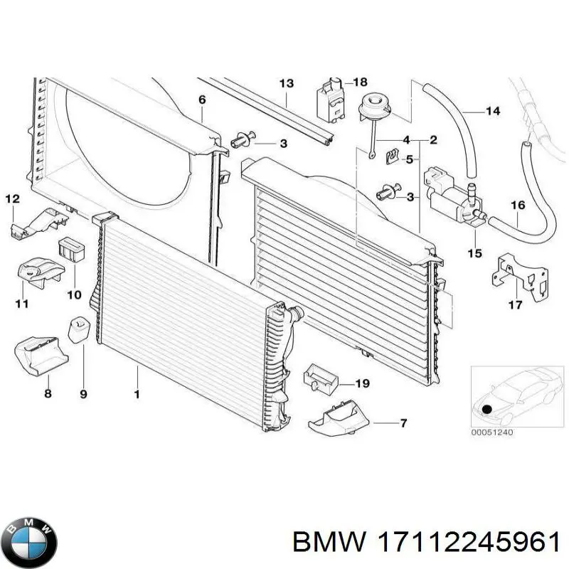 Диффузор радиатора 17117780032 BMW