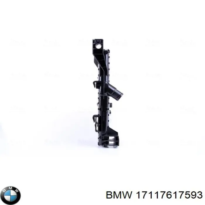 Радиатор 17117617593 BMW