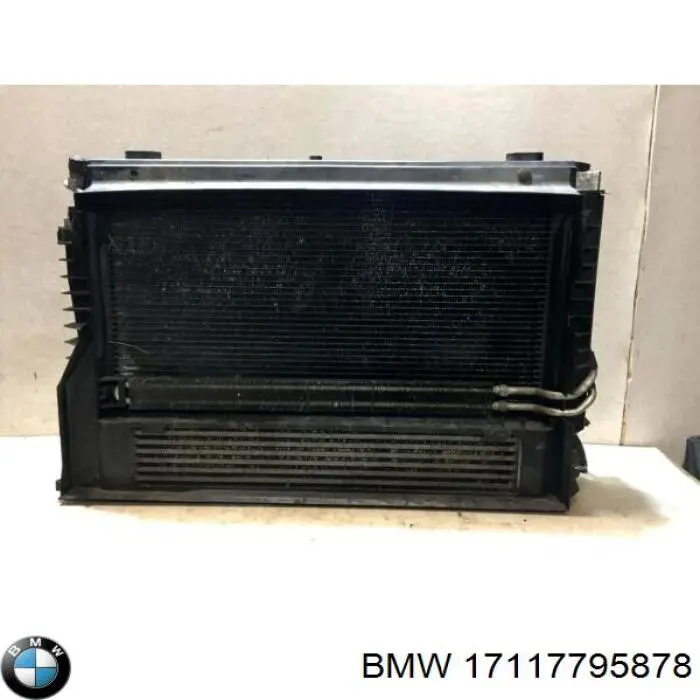 Радиатор охлаждения BMW 17117795878