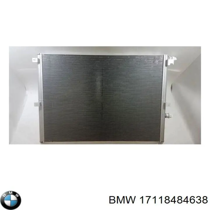 Radiador, refrigeración del motor adicional 17118484638 BMW