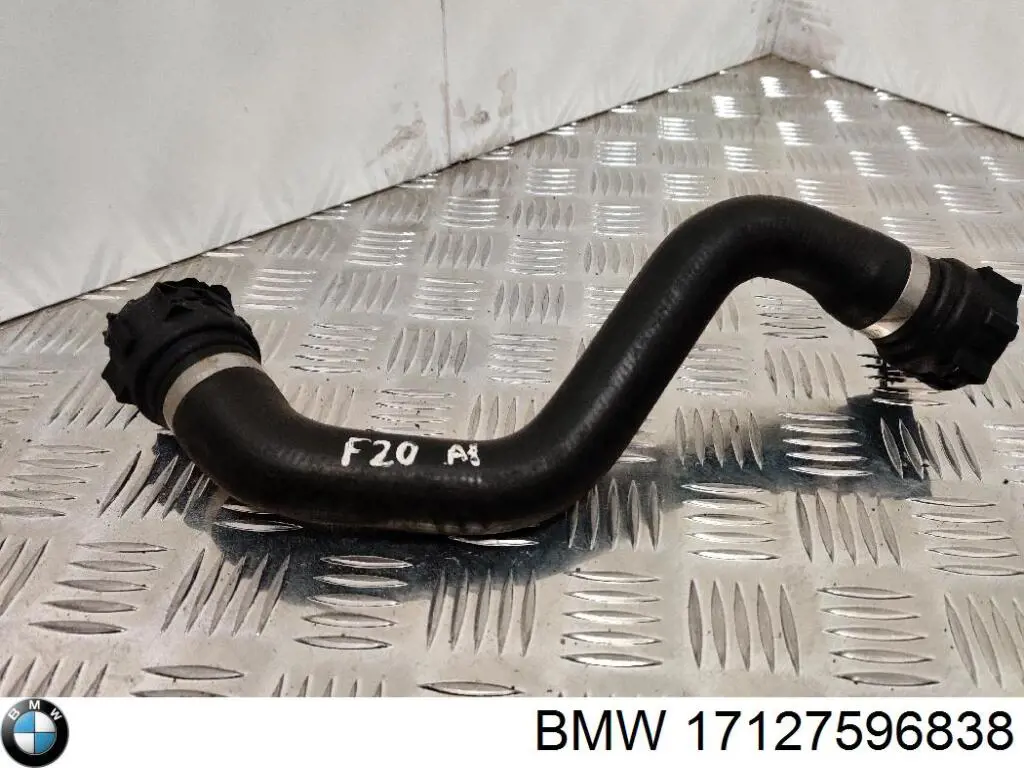 Шланг (патрубок) радиатора охлаждения нижний BMW 17127596838