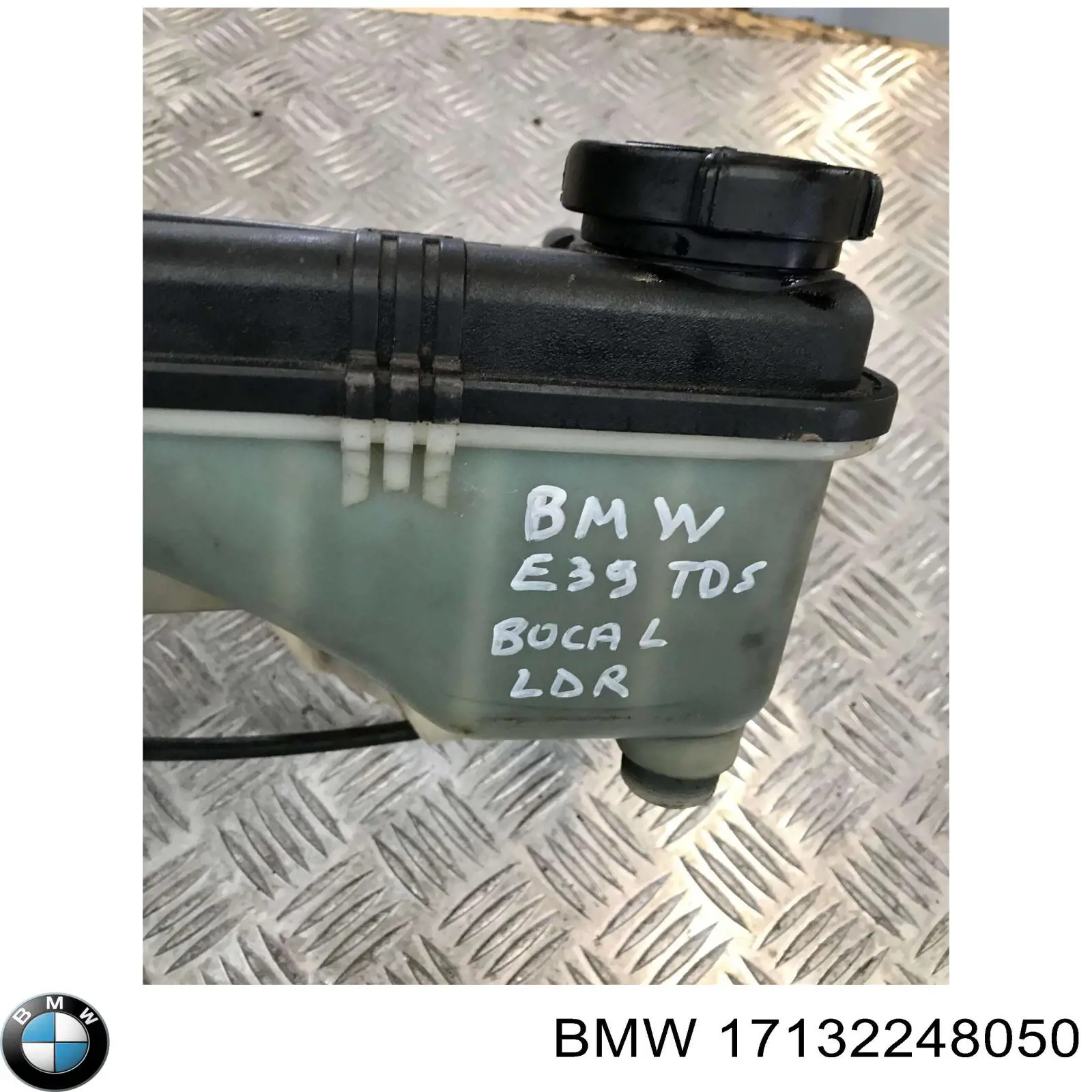 2247033 BMW Расширительный бачок охлаждения