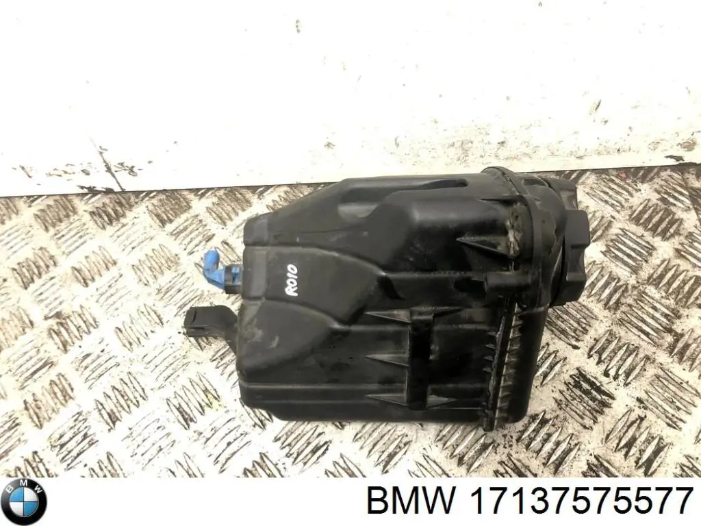 Бачок системы охлаждения 17137575577 BMW