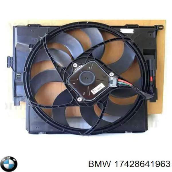 Диффузор радиатора охлаждения, в сборе с мотором и крыльчаткой BMW 17428641963
