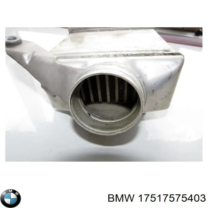 Интеркулер 7575403 BMW