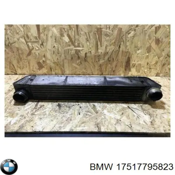 Интеркулер 17517795823 BMW