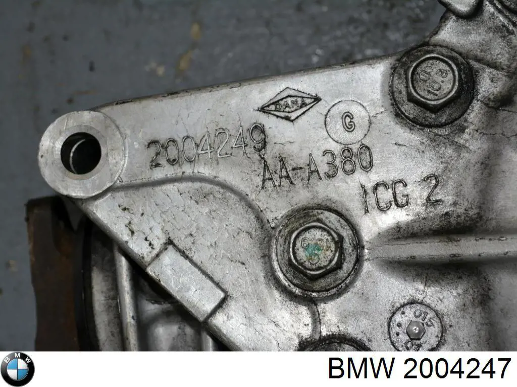  2004247 BMW