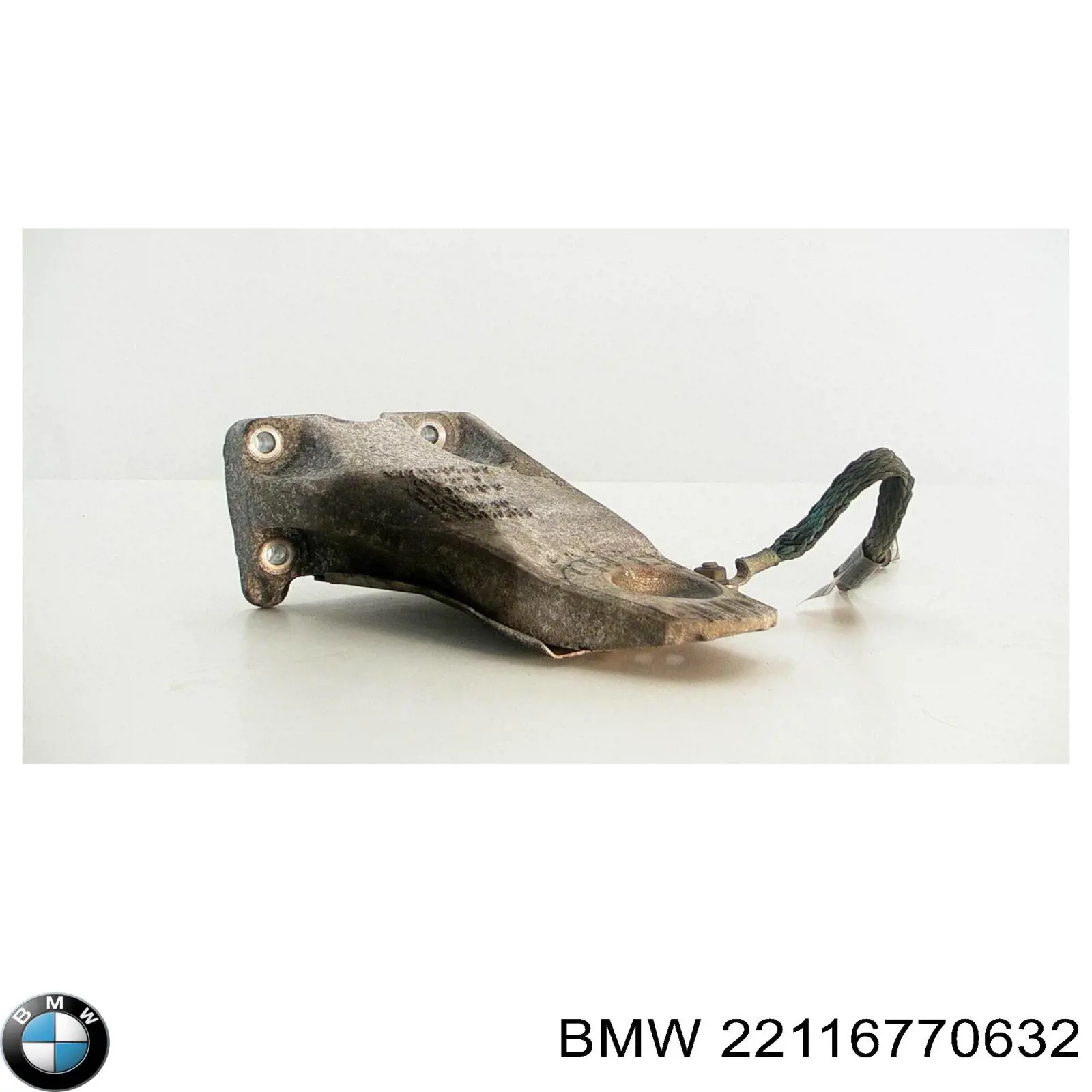 Кронштейн подушки (опоры) двигателя правой BMW 22116770632 цена, от 57.01 USD