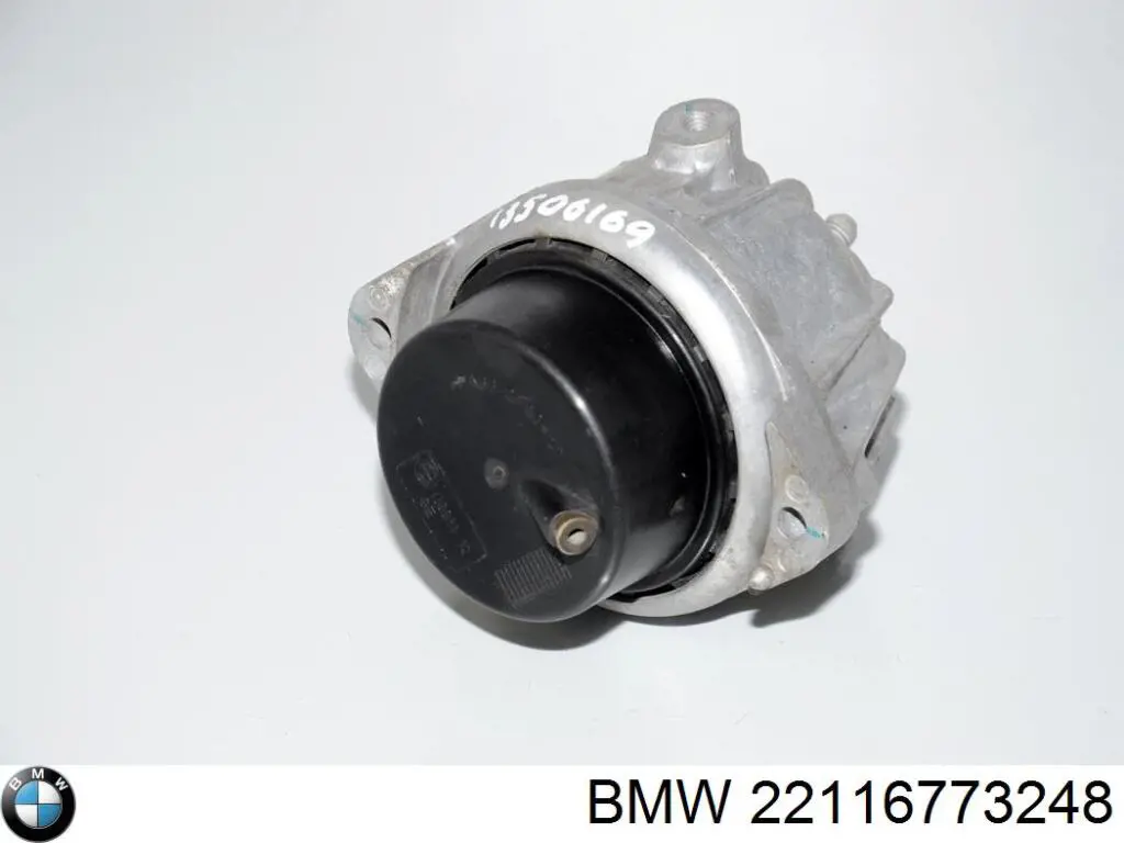 22116773248 BMW Правая подушка двигателя