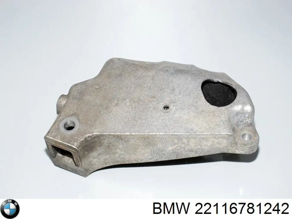 Кронштейн подушки (опоры) двигателя, правой BMW 22116781242
