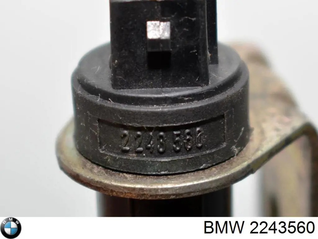 Датчик положения коленвала BMW 2243560