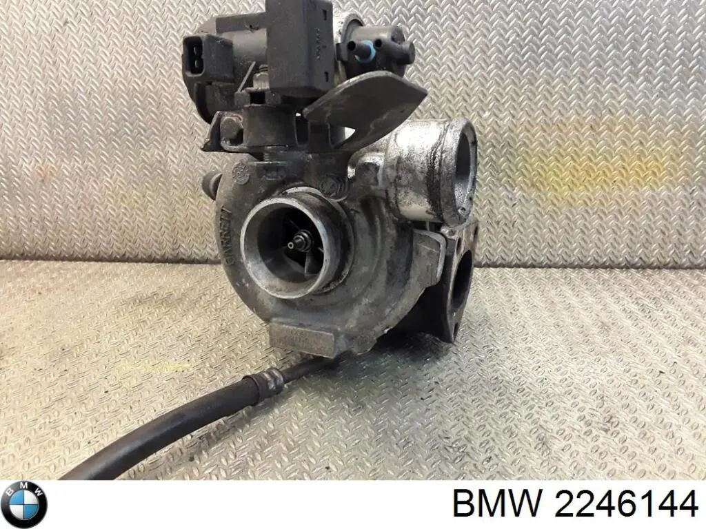 2246144 BMW Турбонаддув