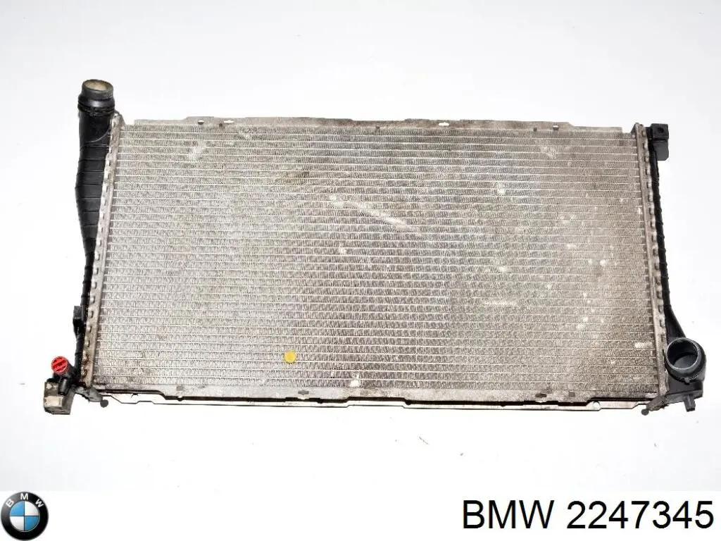 2247345 BMW радиатор