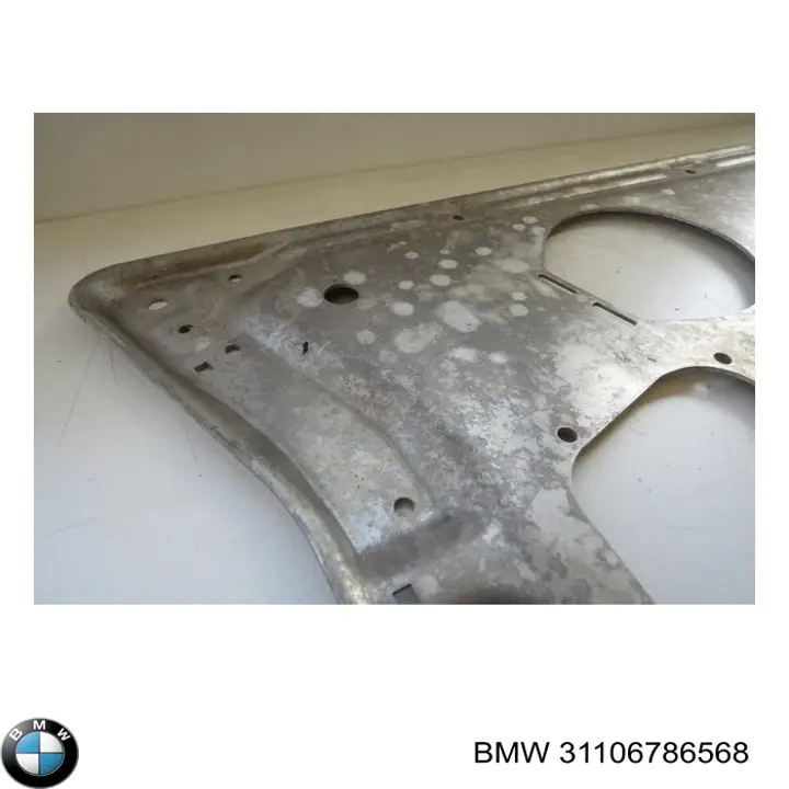 Защита двигателя 6773000 BMW