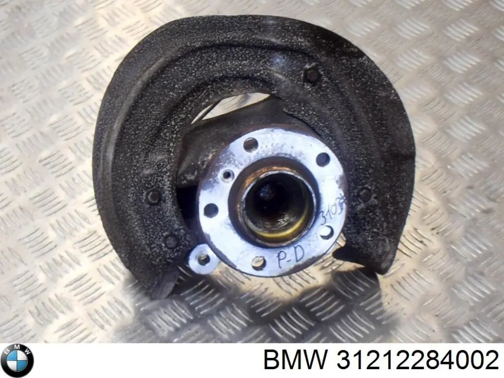 Цапфа (поворотный кулак) передний правый BMW 31212284002 цена, от 197.52 USD