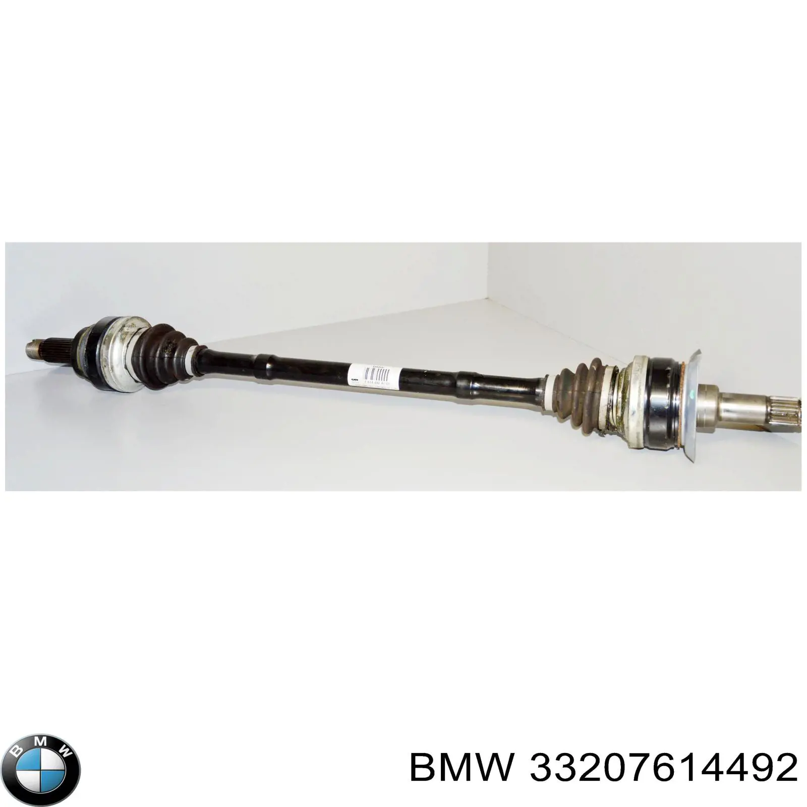 Полуось задняя правая 33207614492 BMW