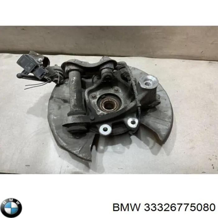 33326775080 BMW Цапфа правая