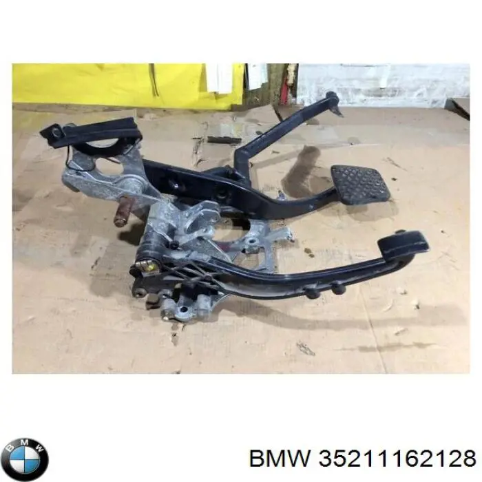 Купить 35211162128 BMW Педаль тормоза