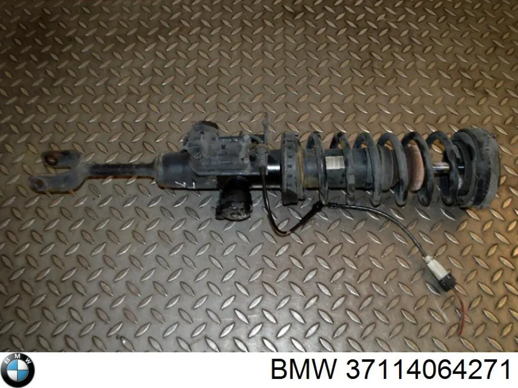 Амортизатор передний левый на BMW 7 (F01, F02, F03, F04) купить.
