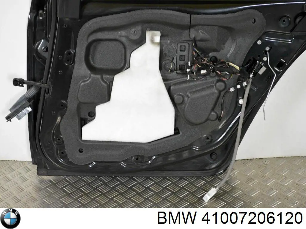 Дверь задняя правая 41009628758 BMW