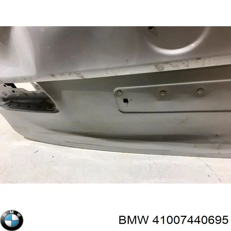 Крышка багажника BMW 41007440695