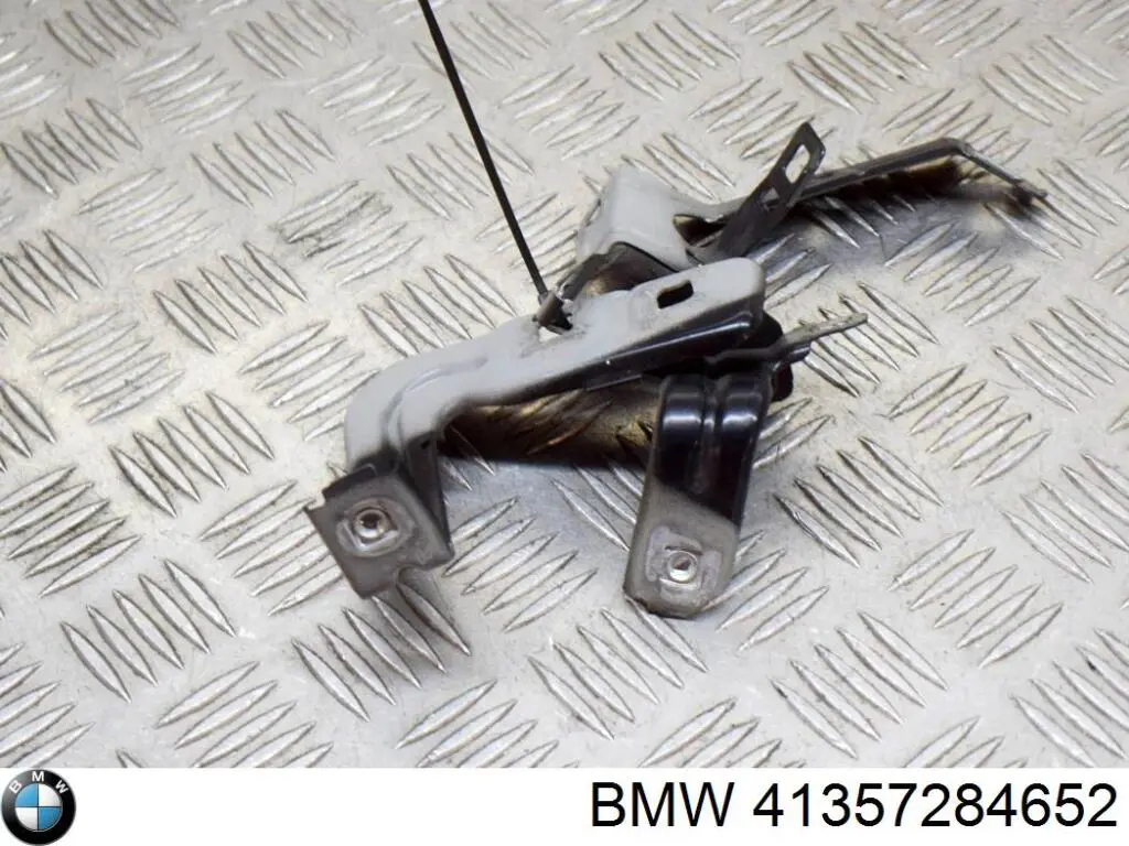 41357284652 BMW Кронштейн крепления крыла переднего правого передний