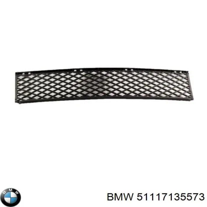 51117135573 BMW решетка бампера переднего центральная