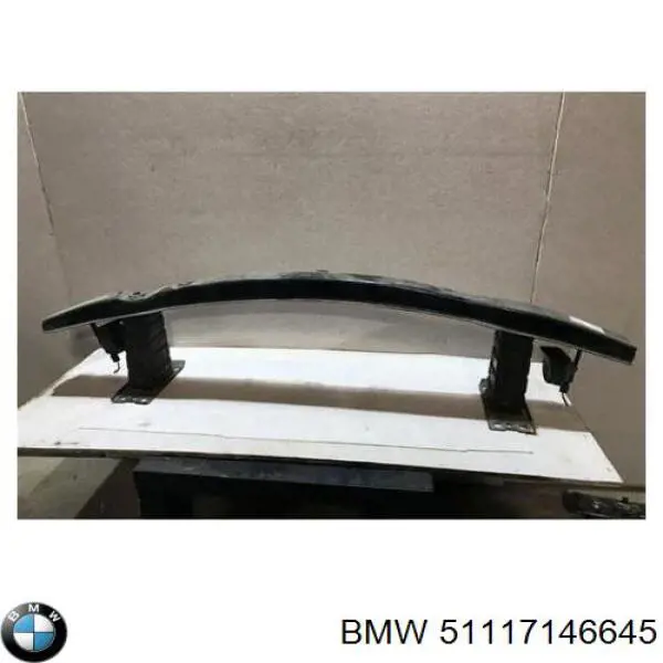  Усилитель переднего бампера BMW 3 