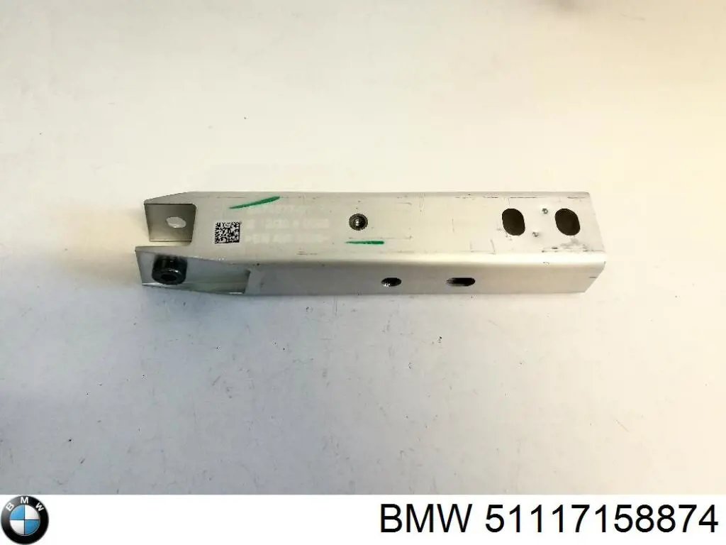 Усилитель переднего бампера BMW 5 F18 (Бмв 5)
