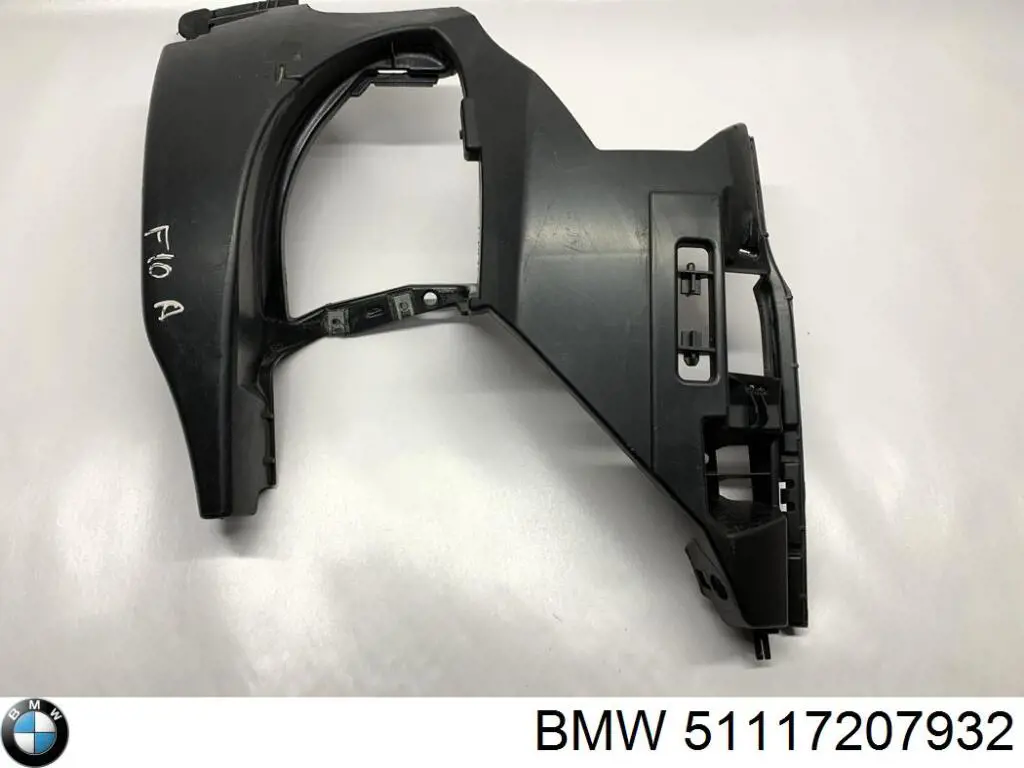 Consola dianteira de fixação do pára-lama dianteiro direito para BMW 5 (F10)
