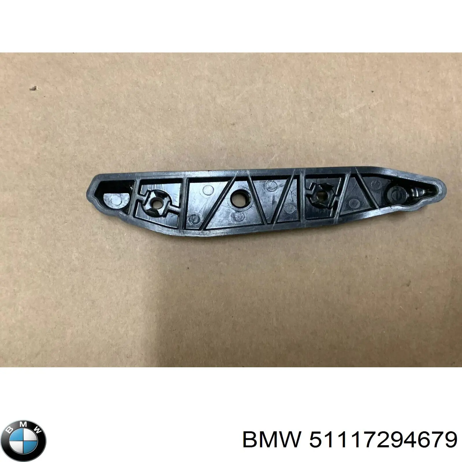 Кронштейн крепления крыла переднего левого передний 51117294679 BMW